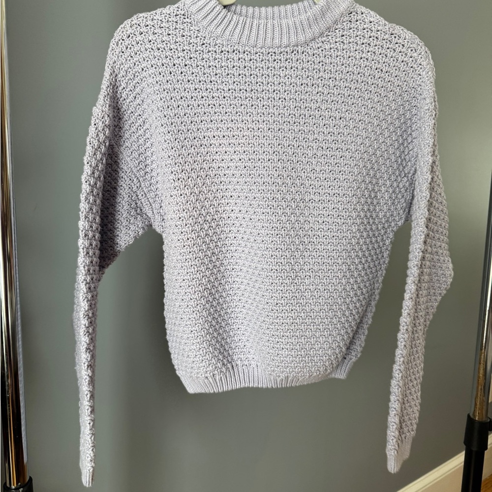 Universal Thread Women's Light Lilac Sweater